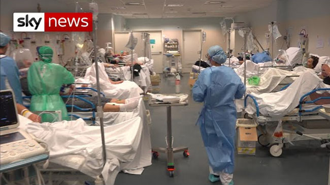 Italia vive un Apocalipsis. El mejor hospital de Italia lanza un vídeo desesperado.