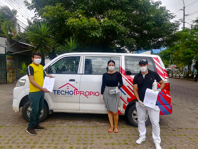 Techo Propio pone a disposición del Oncológico 2 vehículos para trasladar pacientes con cáncer.