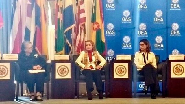 Marcela Loaiza en la OEA