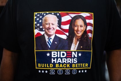 Una camiseta de la campaña de Joe Biden y Kamala Harris, durante la campaña en Florida. IMAGESPACE.